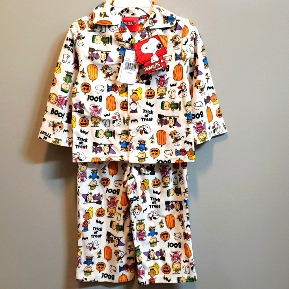 Peanuts Gang at Halloween 2-piece Pajama Set